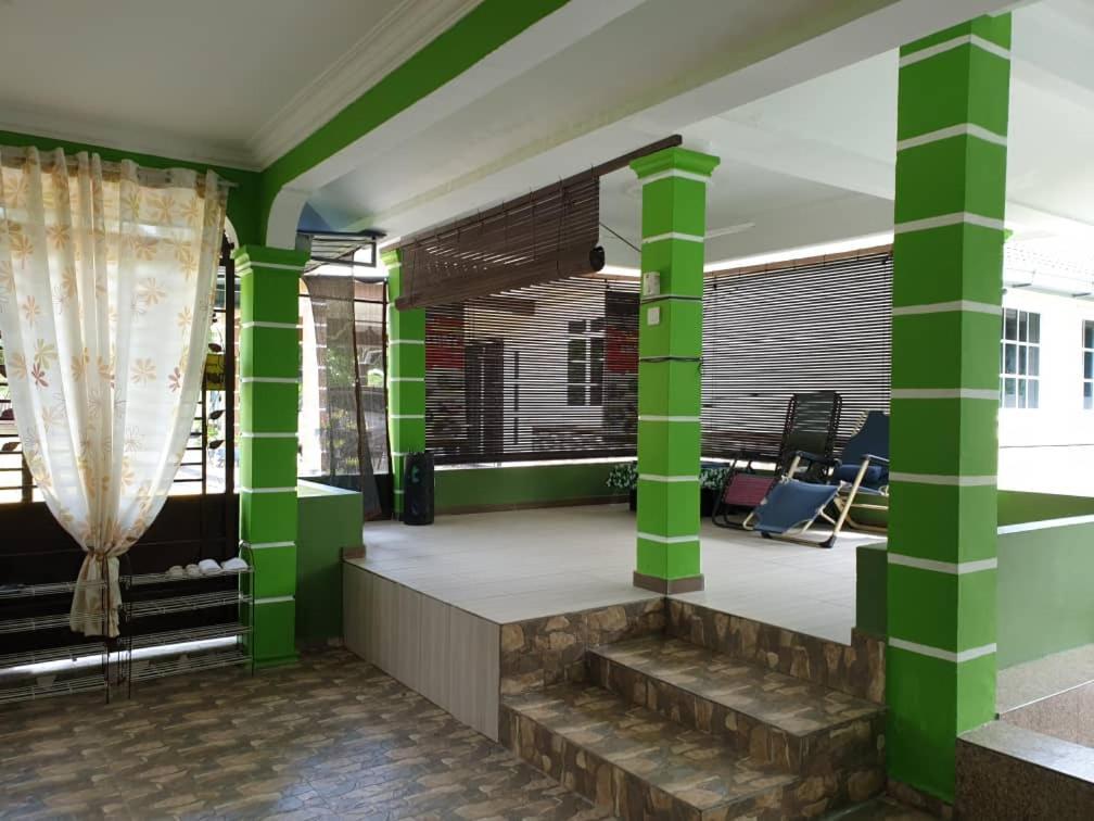Inapdesa Teratak Bonda, Sepri REMBAU Villa Bagian luar foto